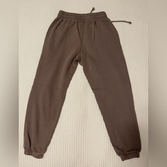 *SOLD* Garage Oversized Joggers - Picture 4 of 4
